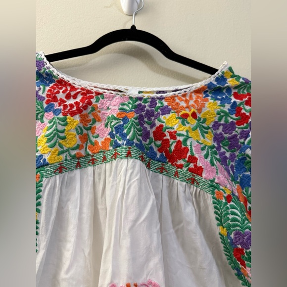 J. Marie Carmen Colorful Embroidered Floral 100% Rayon Boho Cottagecore Top - S - Picture 5 of 11